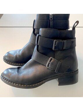 Gentle Souls Boot Women 8.5 Moto Leather Biker Belted Buckle Straps